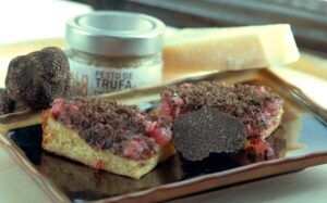 Torrija de toro y trufa tuber melanosporum